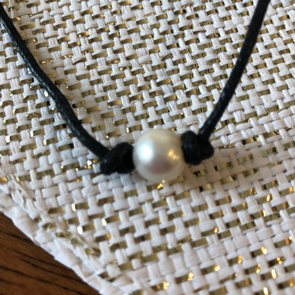 Freshwater pearl choker necklace leather black - Picture 2 of 5